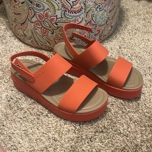 Crocs Brooklyn Low Wedge Sandal